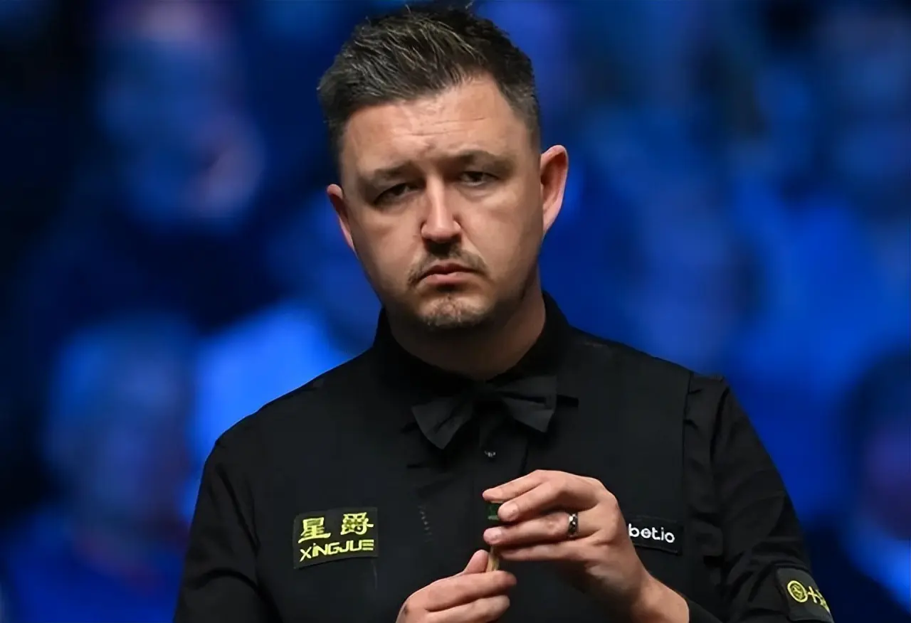 首轮以, 希金斯 首轮以, 希金斯